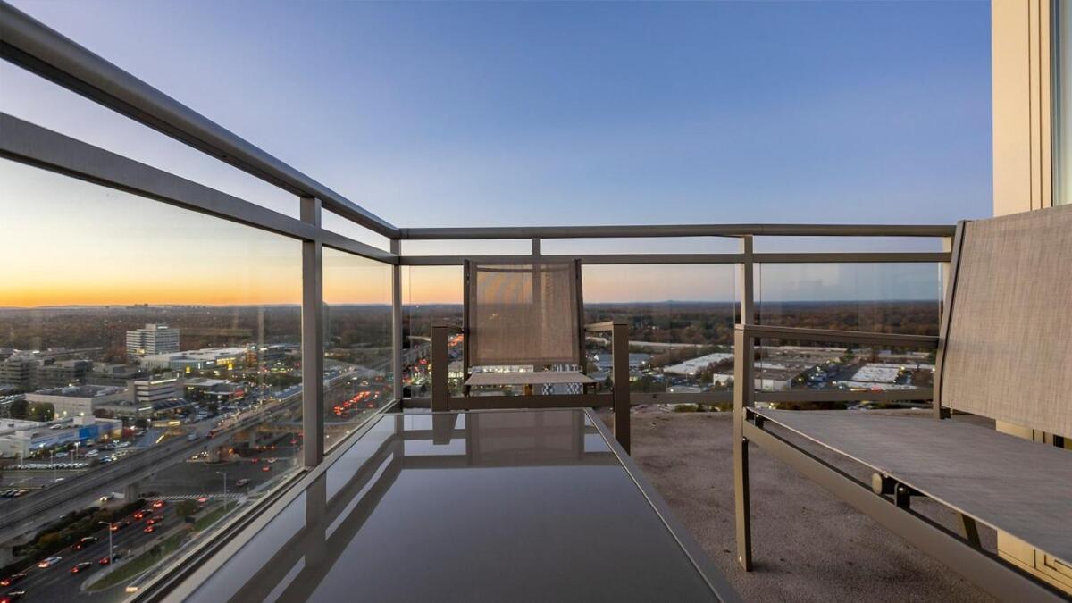 Aparthotel Hala Tysons McLean Exterior foto